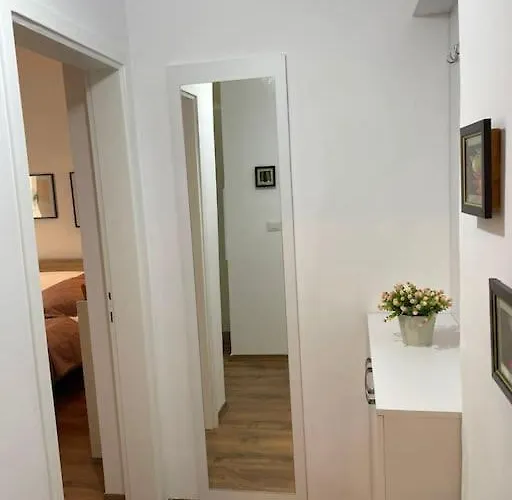 Apartament Aden's House *