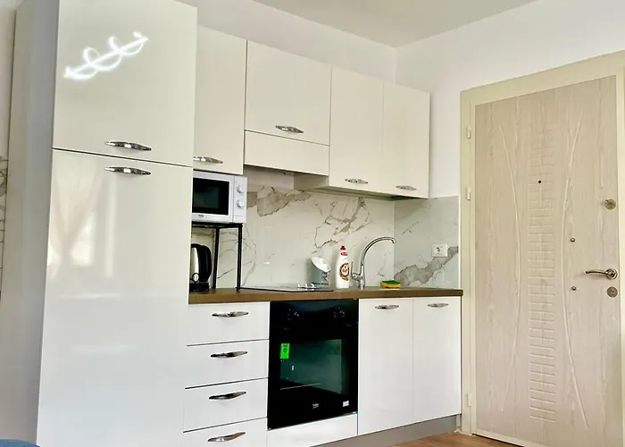 Apartment Aden's House Tirana